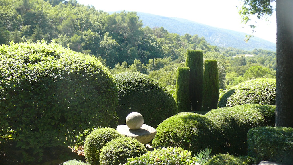 jardin nicole de vezian bonnieux 